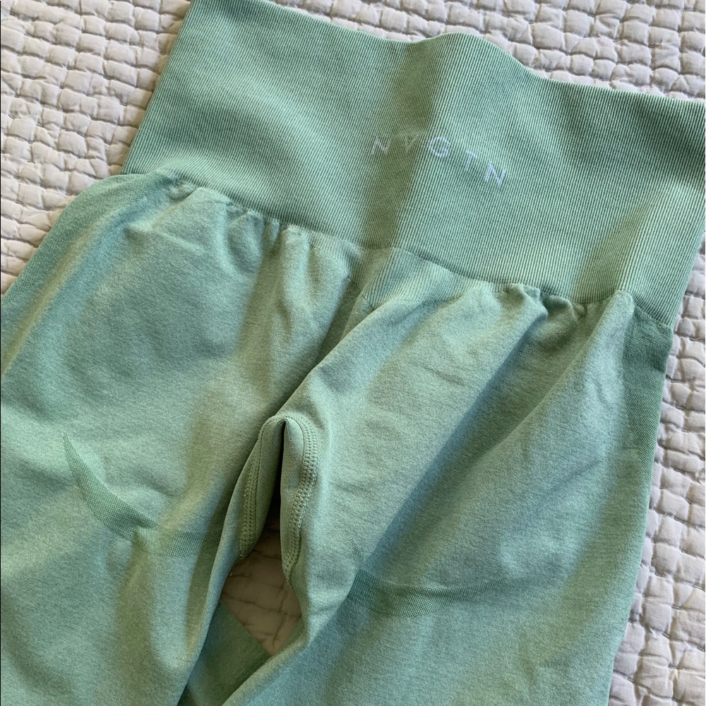 NVGTN Contour Leggings!